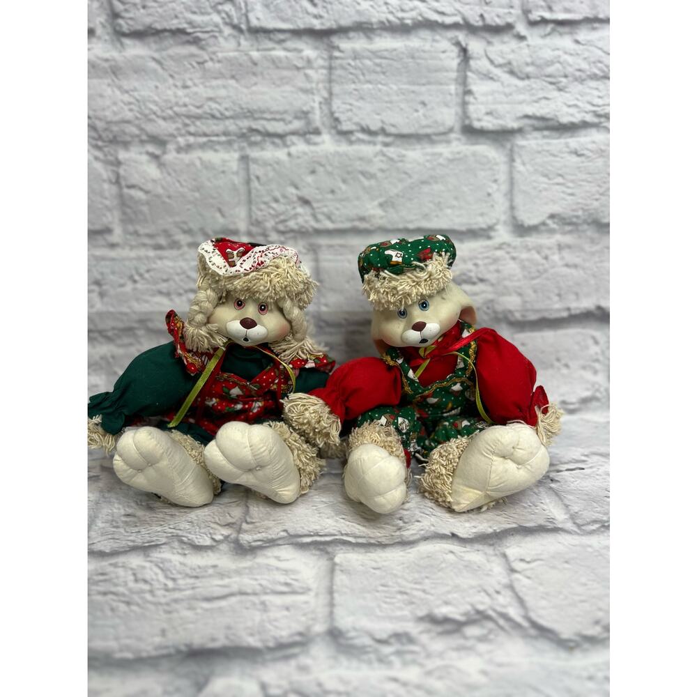 House of Lloyd Hip & Hop Around the World Sitting Bunny Rabbit Christmas